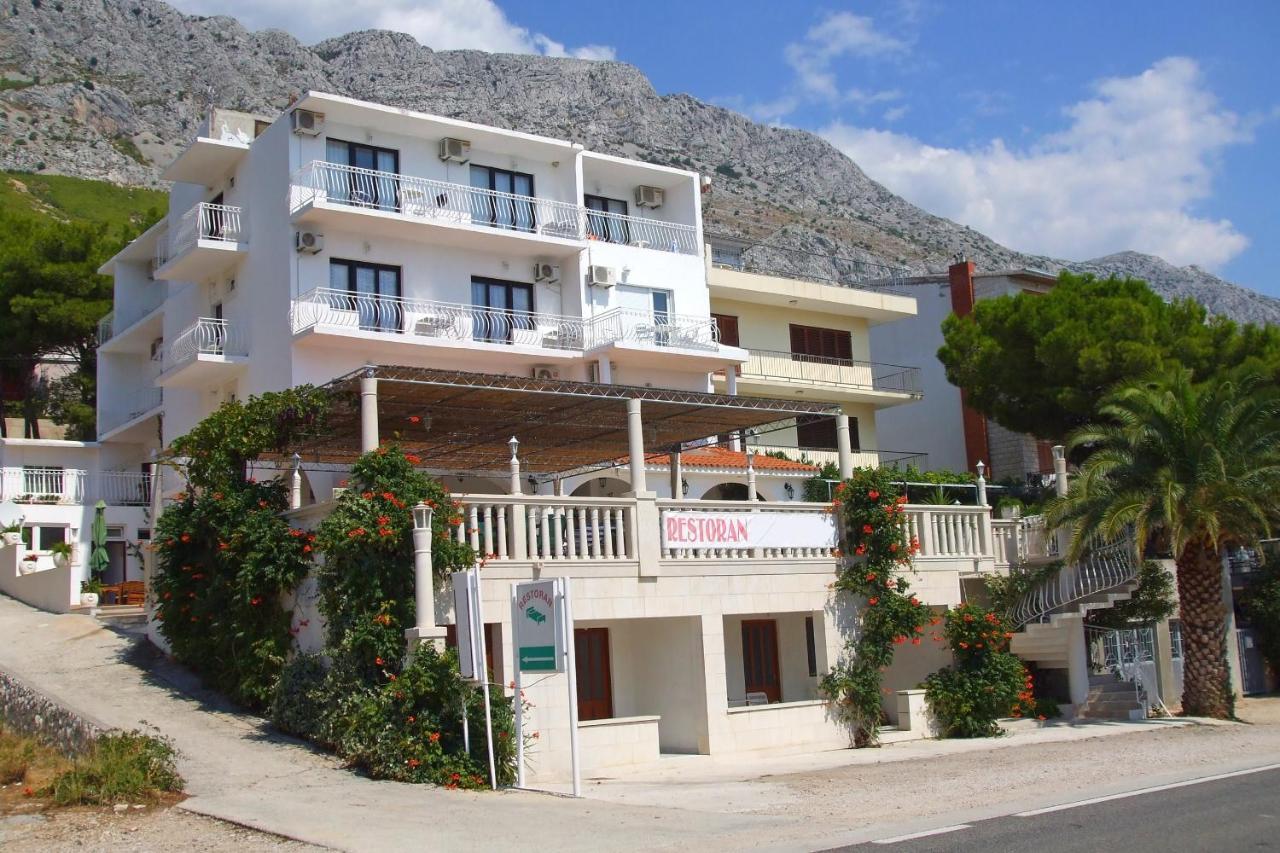 Apartments And Rooms By The Sea Lokva Rogoznica, Omis - 2973 Luaran gambar