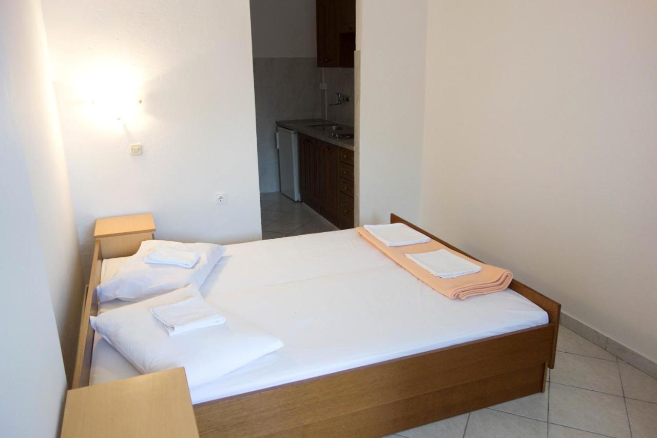 Apartments And Rooms By The Sea Lokva Rogoznica, Omis - 2973 Luaran gambar